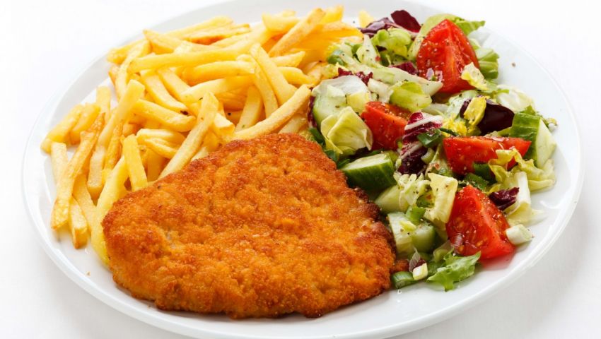 مجمعات التموين: فراخ بالبطاطس؟ منعرفش حاجة عنها